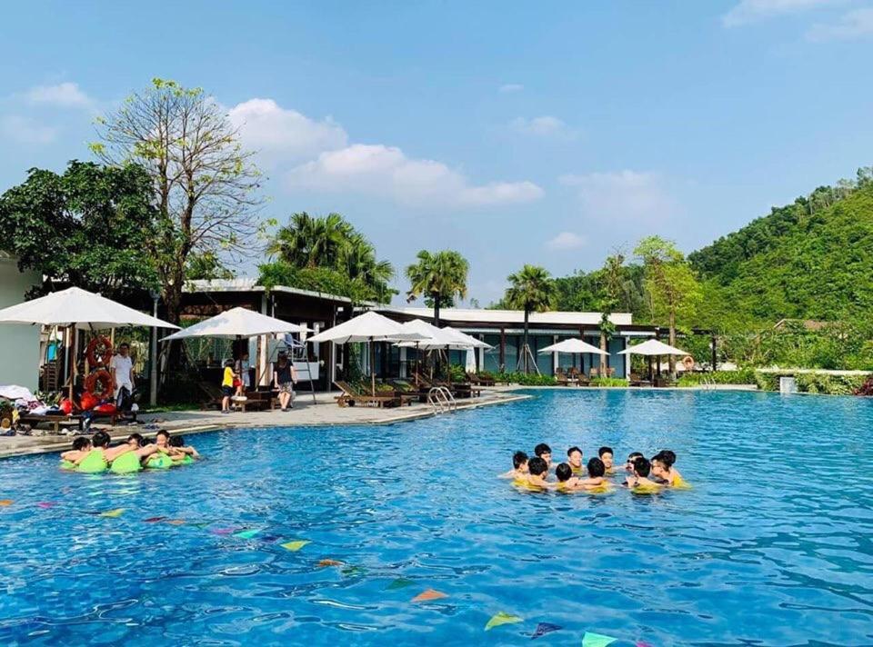 Xanh Villas Resort & Spa Luxury Ханой Экстерьер фото